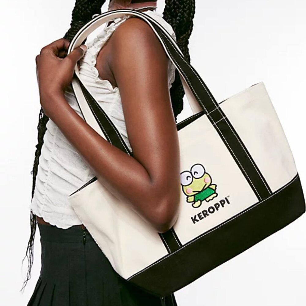 LIMITED EDITION NWT BAGGU X Keroppi Small Canvas Tote Bag